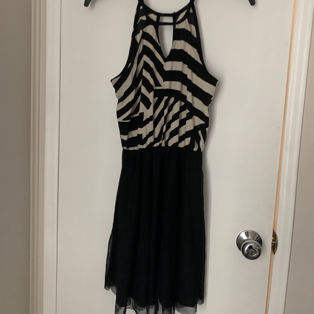 Charlotte Ruse Dress - XS